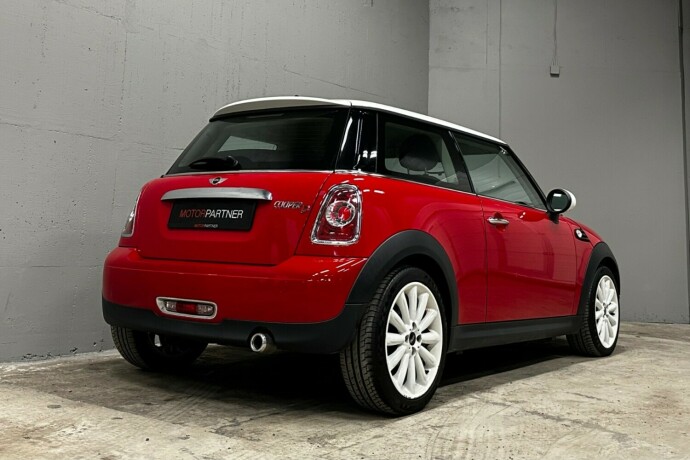 mini-cooper-diesel-2011-big-6