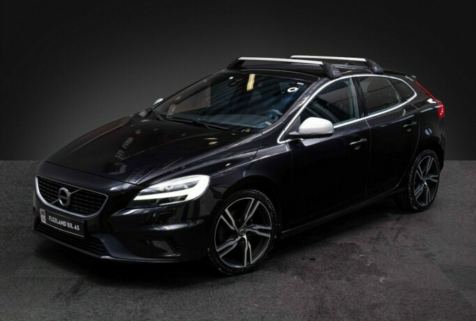 volvo-v40-bensin-2017-big-1