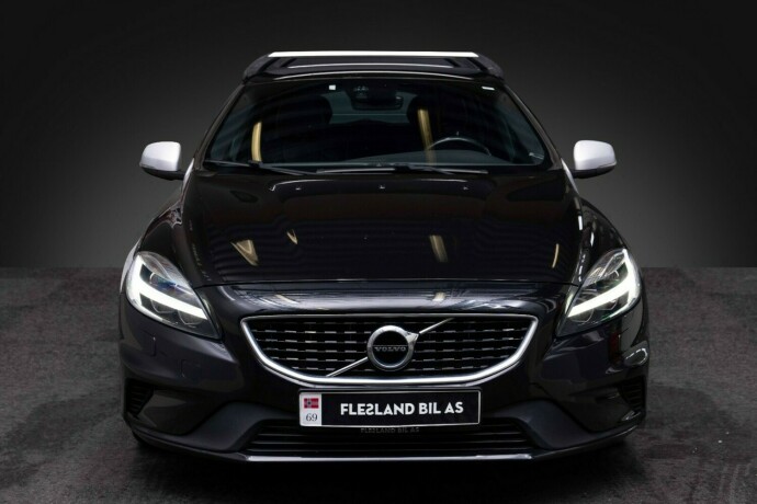 volvo-v40-bensin-2017-big-5