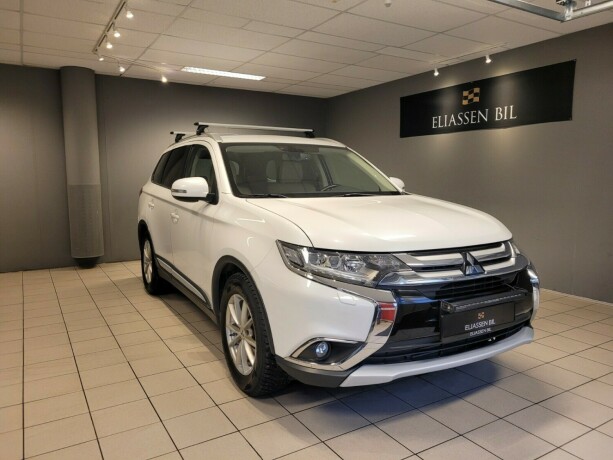 mitsubishi-outlander-diesel-2016-big-9