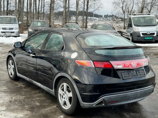 honda-civic-bensin-2007-big-4