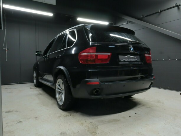 bmw-x5-diesel-2009-big-3