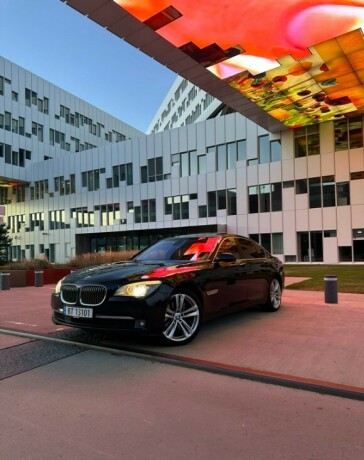 2011-740d-xdrive-bmw-30l-diesel-big-1