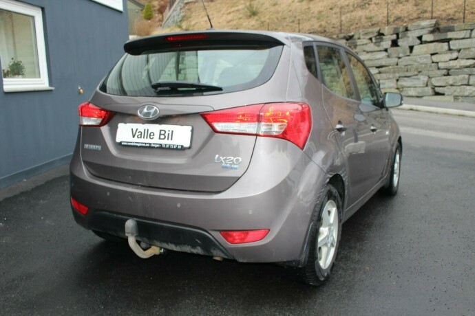 hyundai-ix20-diesel-2012-big-3