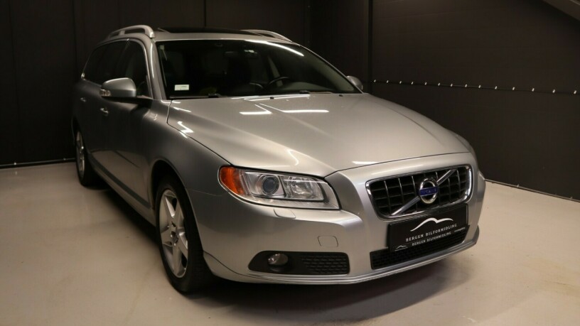 volvo-v70-diesel-2009-big-0