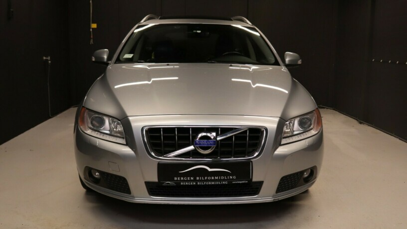 volvo-v70-diesel-2009-big-1