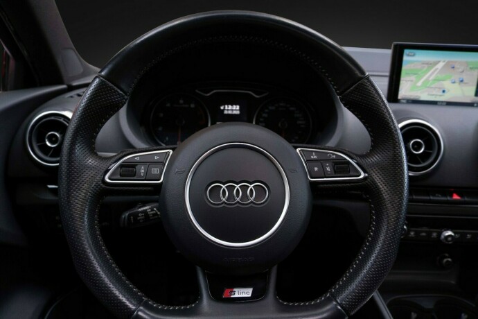 audi-a3-bensin-2013-big-18