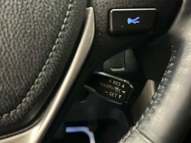 toyota-rav4-elektrisitetbensin-2018-big-16