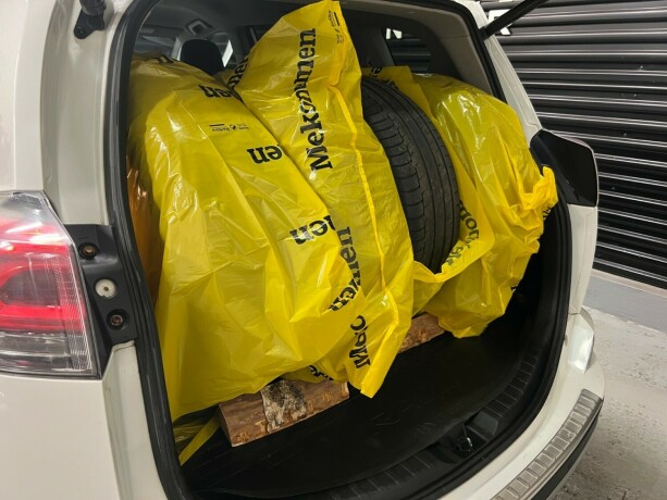 toyota-rav4-elektrisitetbensin-2018-big-33