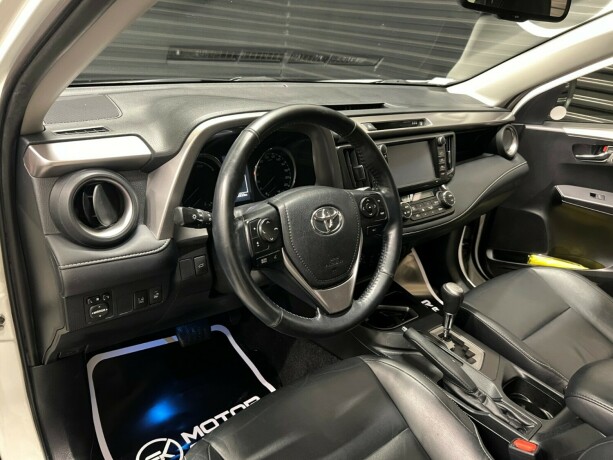 toyota-rav4-elektrisitetbensin-2018-big-12