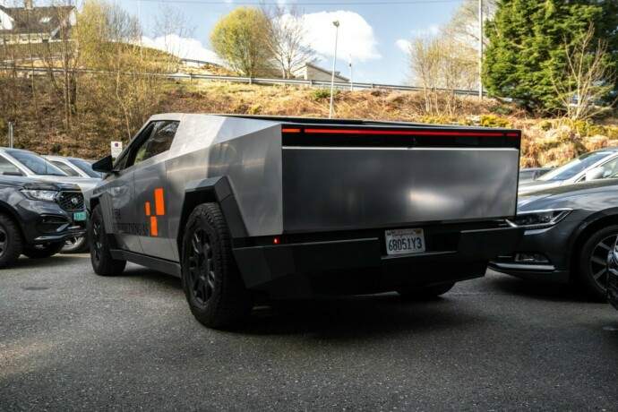 tesla-cybertruck-elektrisitet-2024-big-10