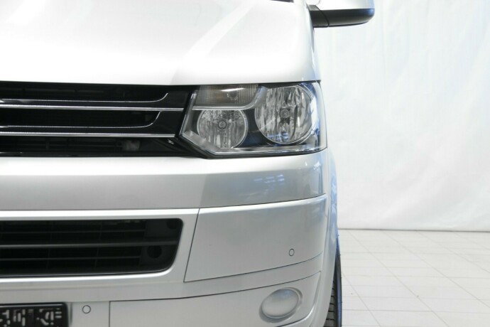 volkswagen-caravelle-diesel-2012-big-26