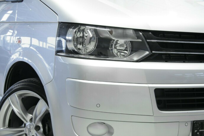 volkswagen-caravelle-diesel-2012-big-25