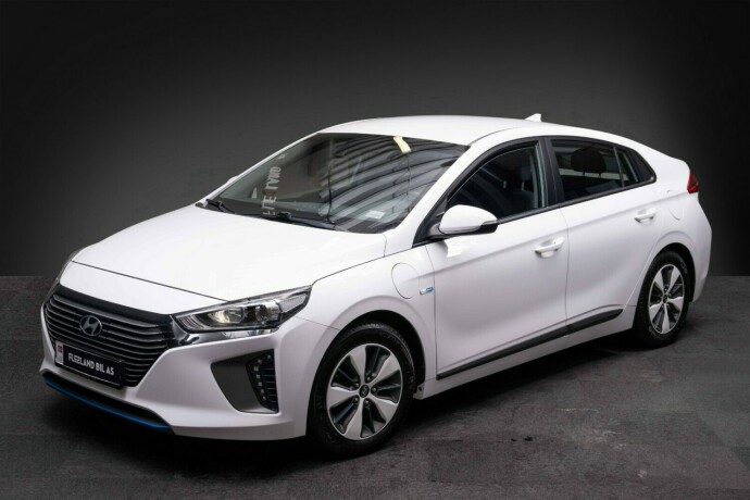 hyundai-ioniq-elektrisitetbensin-2018-big-1