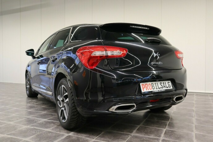 citroen-ds5-diesel-2015-big-5