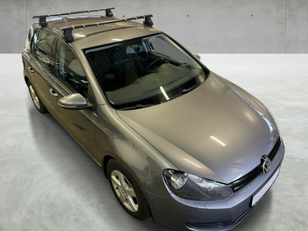 volkswagen-golf-diesel-2010-big-4