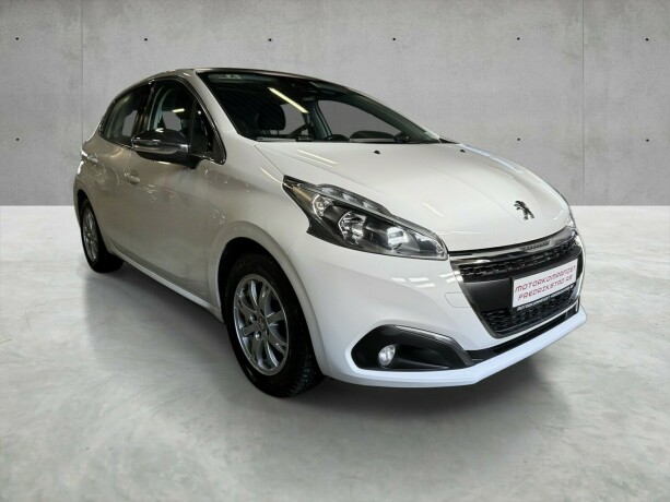 peugeot-208-bensin-2019-big-0