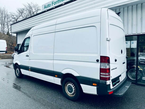 mercedes-benz-sprinter-diesel-2018-big-5