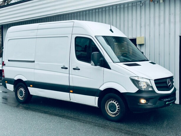 mercedes-benz-sprinter-diesel-2018-big-9