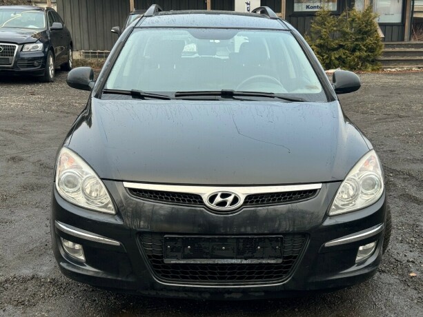 hyundai-i30-diesel-2008-big-1