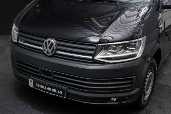 volkswagen-transporter-diesel-2017-big-3