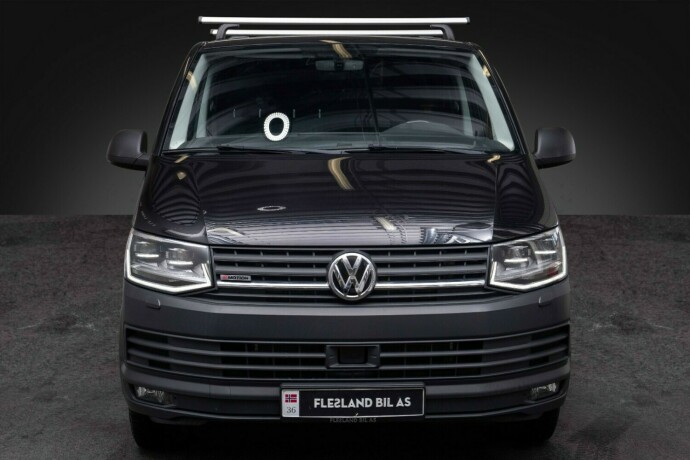 volkswagen-transporter-diesel-2017-big-6