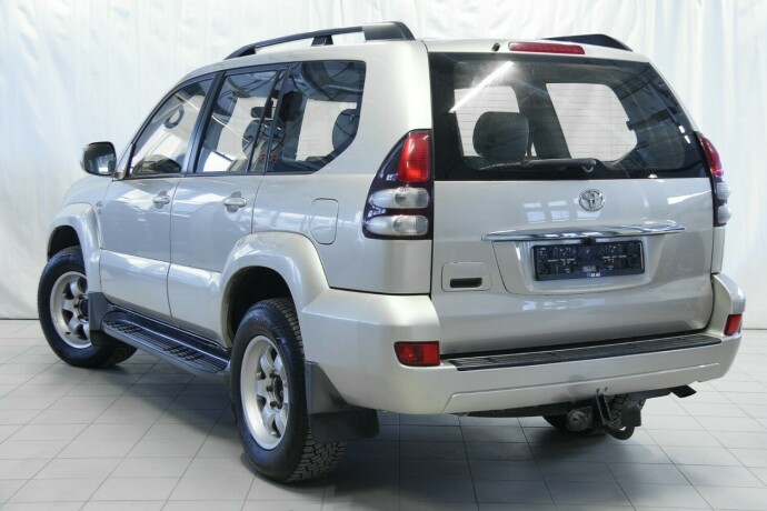 toyota-land-cruiser-diesel-2006-big-4