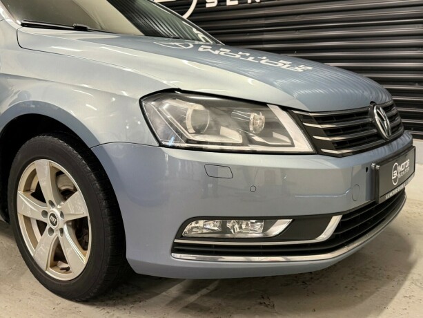 volkswagen-passat-diesel-2012-big-2