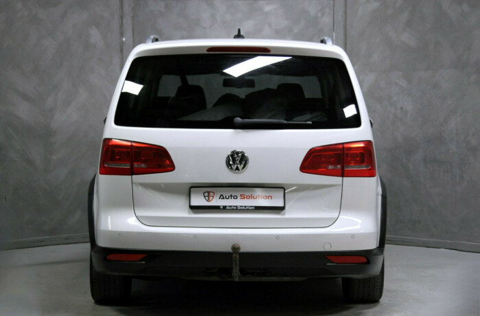 volkswagen-touran-diesel-2012-big-19