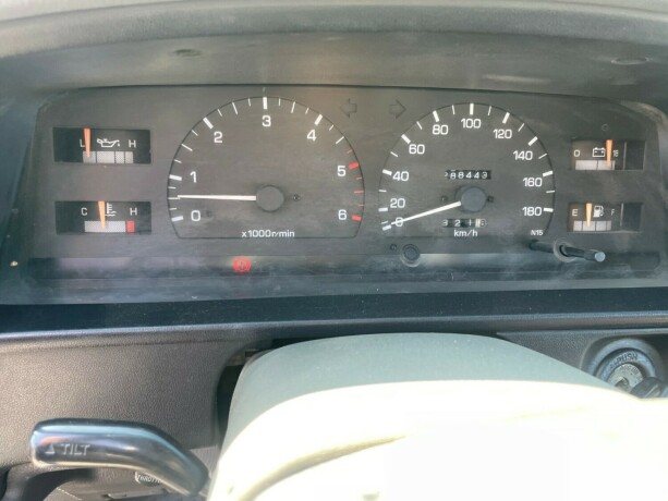 toyota-hilux-diesel-1995-big-21