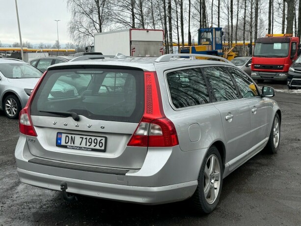 volvo-v70-diesel-2012-big-6