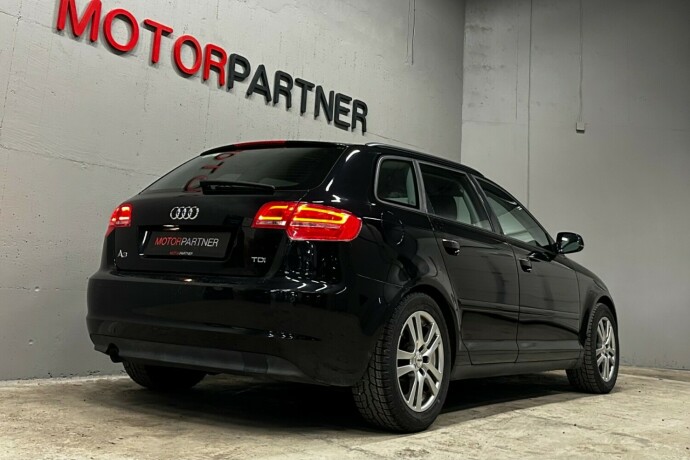 audi-a3-diesel-2011-big-6