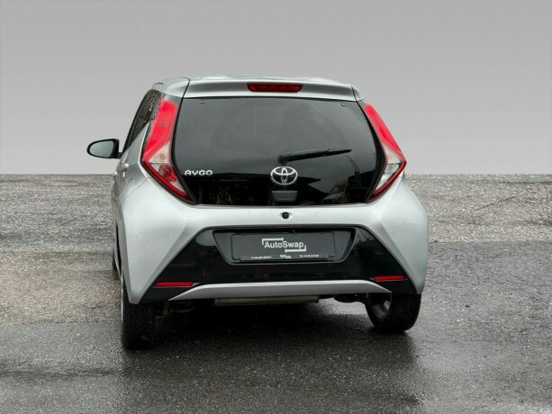 toyota-aygo-bensin-2021-big-10