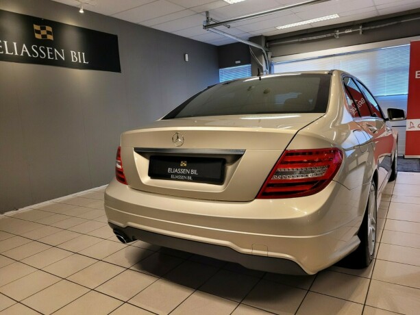 mercedes-benz-c-klasse-diesel-2012-big-5