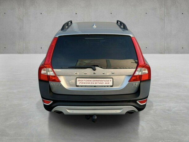 volvo-xc-70-diesel-2011-big-11