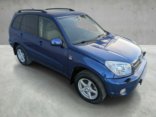 toyota-rav4-bensin-2004-big-4