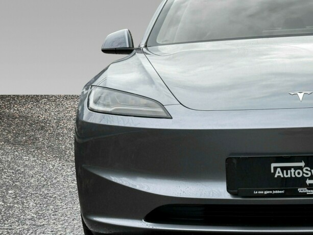 tesla-model-3-elektrisitet-2025-big-4