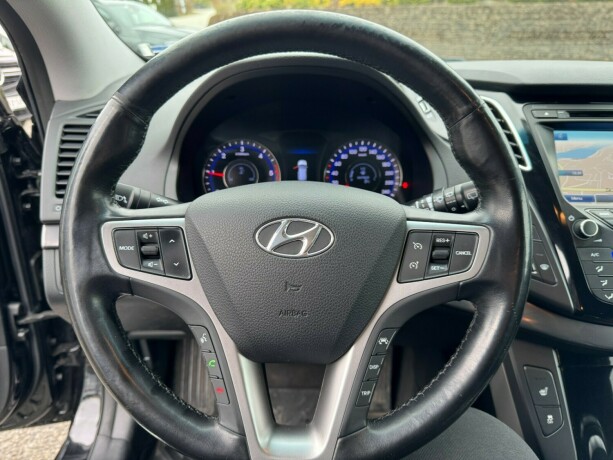 hyundai-i40-diesel-2013-big-10