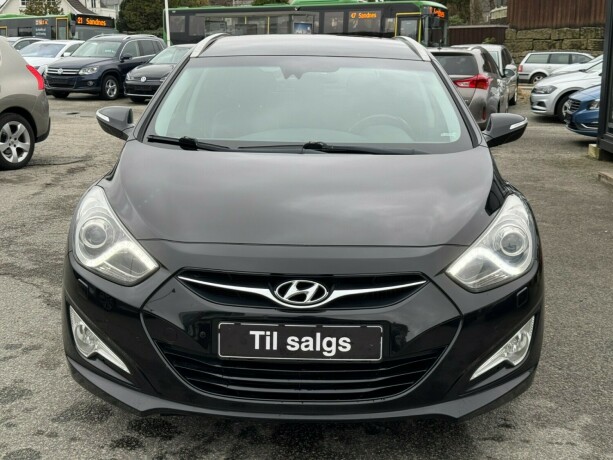 hyundai-i40-diesel-2013-big-1