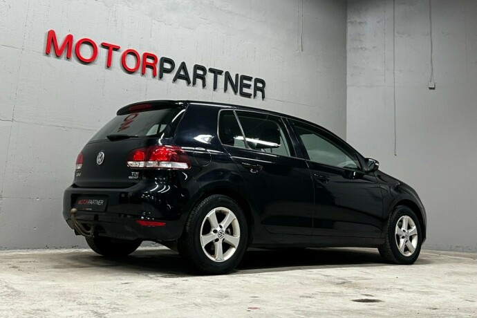 volkswagen-golf-diesel-2012-big-7