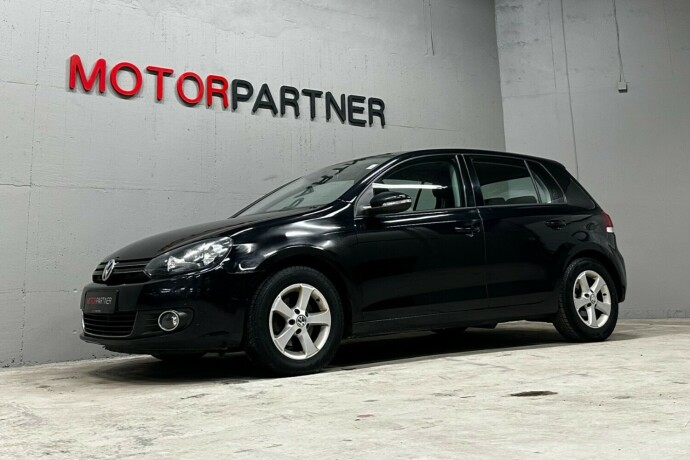 volkswagen-golf-diesel-2012-big-0