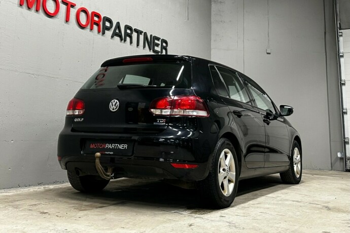 volkswagen-golf-diesel-2012-big-6