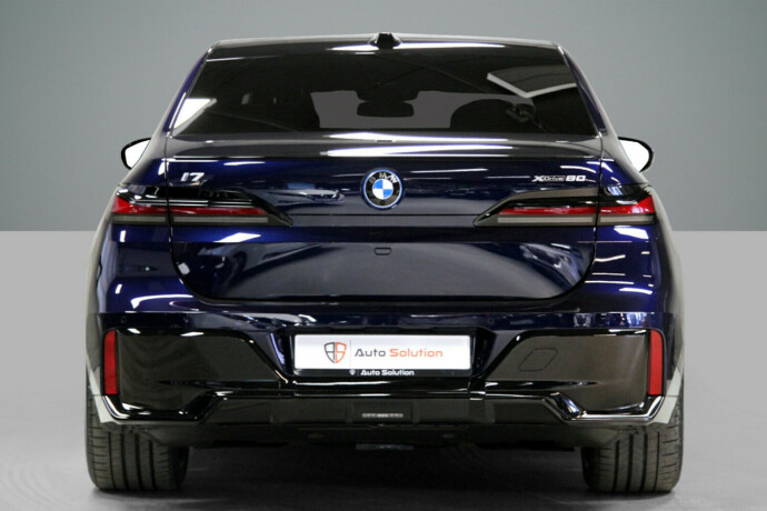 bmw-i7-elektrisitet-2023-big-45