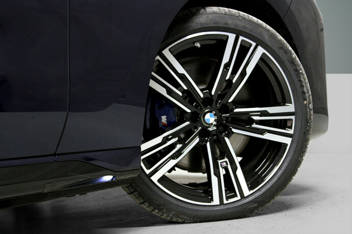 bmw-i7-elektrisitet-2023-big-49