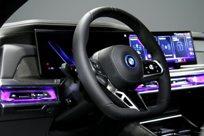 bmw-i7-elektrisitet-2023-big-32