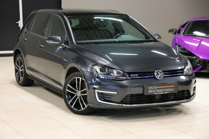 volkswagen-golf-elektrisitetbensin-2015-big-3