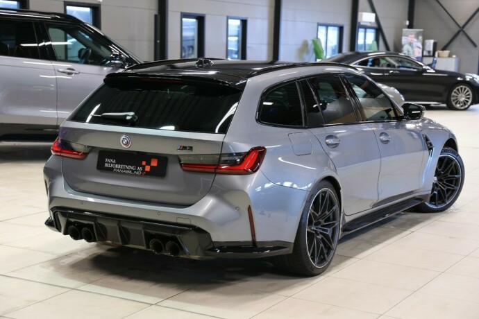 bmw-m3-bensin-2024-big-2