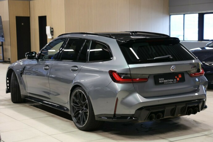 bmw-m3-bensin-2024-big-1