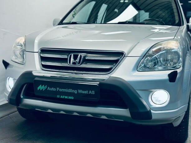 honda-cr-v-bensin-2006-big-3