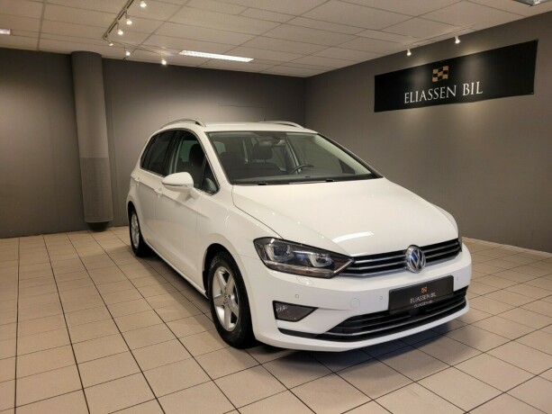 volkswagen-golf-sportsvan-bensin-2016-big-11